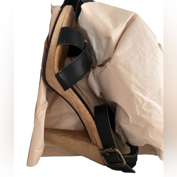 🚨PRICE DROP! Michael Kors Wonka Pumps - Picture 1 of 1